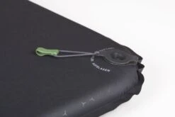 Exped SIM 3.8 LW Zelfopblazende Slaapmat -Bo-Camp || Intex || Outwell Verkoopwinkel 1267 1900 sim black close 1