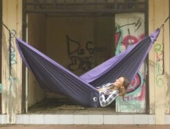 Ticket To The Moon Hangmat 2 Persoons Original Double - Navy Blue/Purple -Bo-Camp || Intex || Outwell Verkoopwinkel 900 1187 img 2293 1