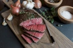 MEATER Draadloze Thermometer 20 MEATER Draadloze Thermometer -Bo-Camp || Intex || Outwell Verkoopwinkel 900 1348 steak