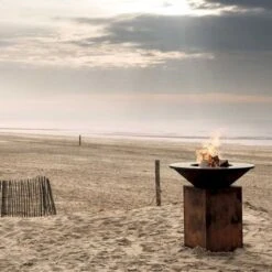 OFYR Classic Corten 85 12 OFYR Classic Corten 85 -Bo-Camp || Intex || Outwell Verkoopwinkel 900 900 ofyr strand liggend 1000x1000 1